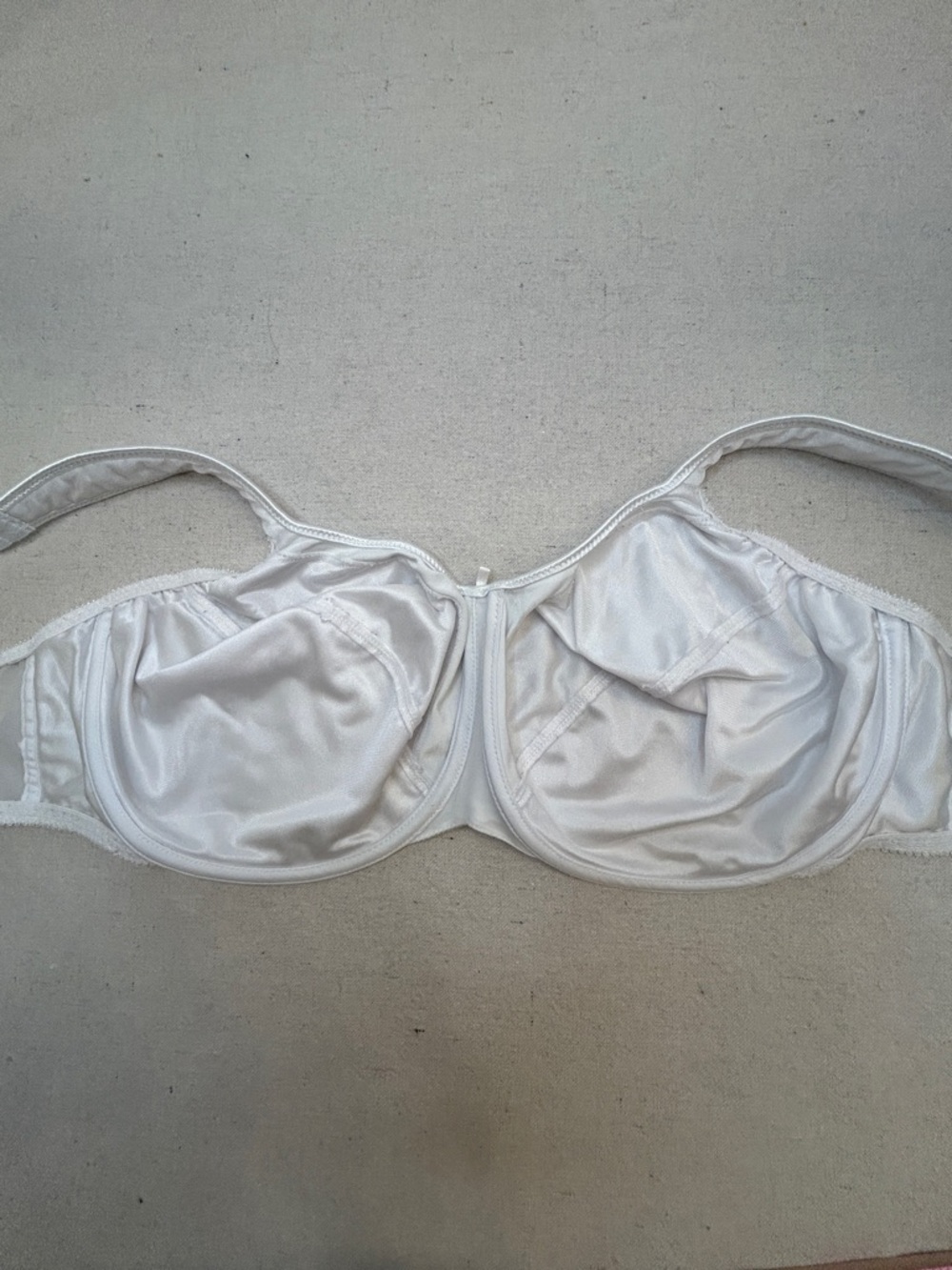 Bali Size 40DD/40E White Satin Tracings Underwire Minimizer Bra - Picture 7 of 9
